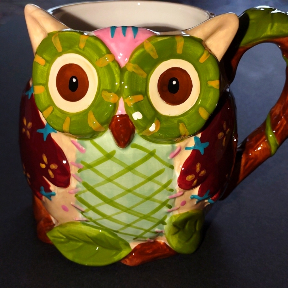 A big owl mug